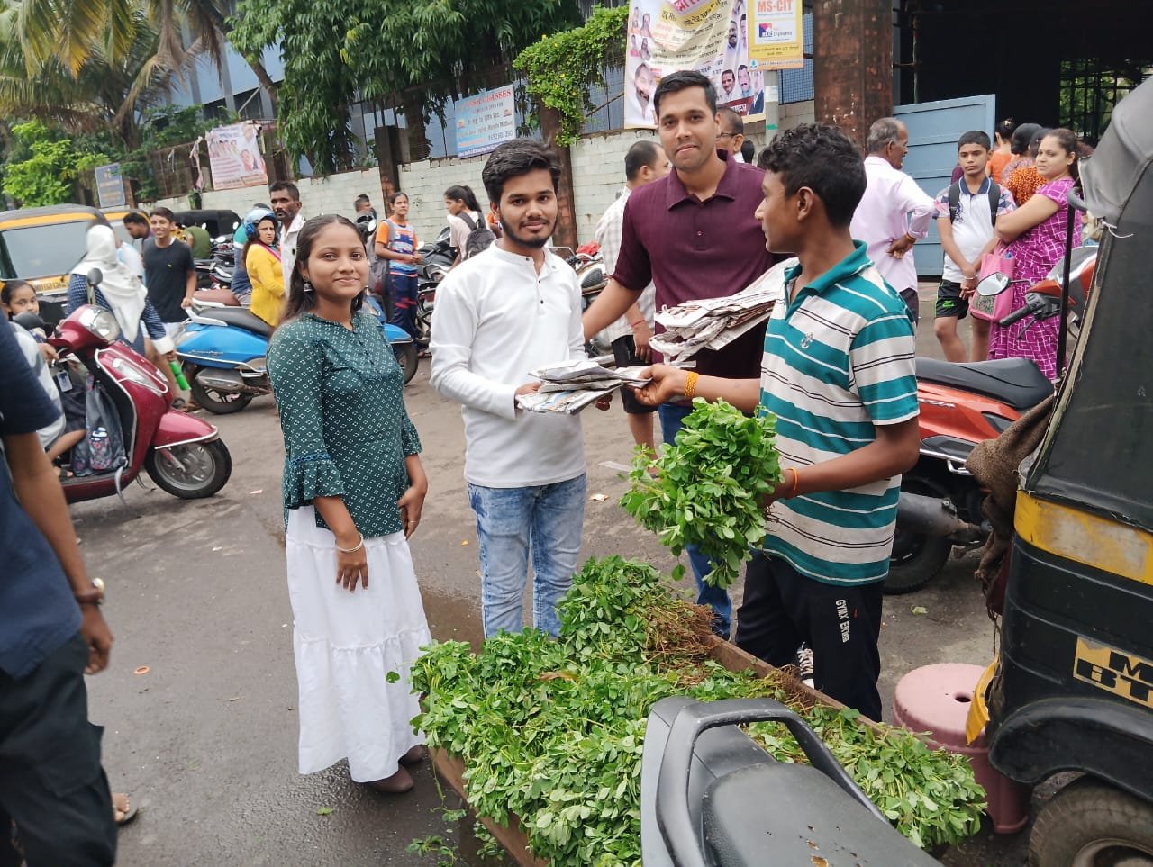 Chembur Karnataka Night College Sharing and Caring